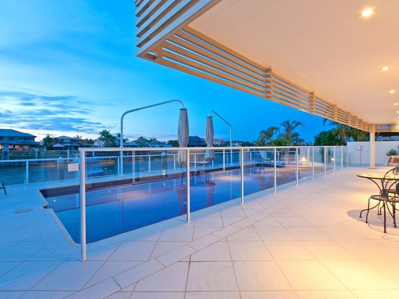 11 Bonaventure Court, Raby Bay QLD 4163