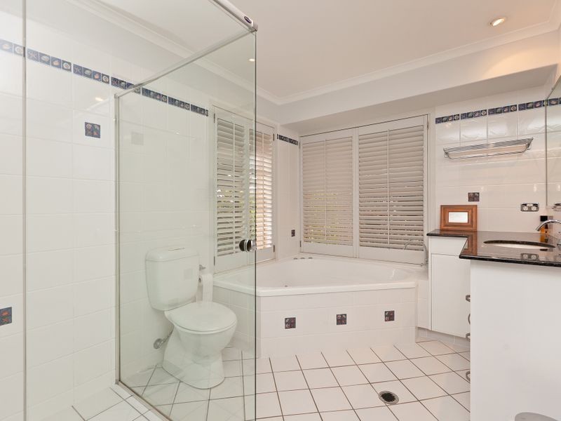 31 Masthead Drive, Raby Bay QLD 4163