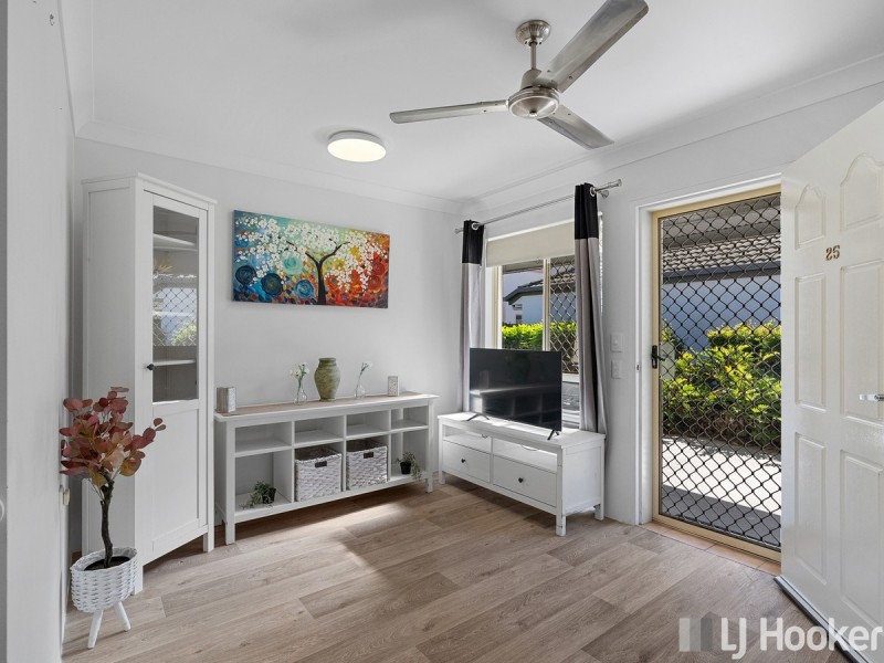 24 & 25/160 Middle Street, Cleveland QLD 4163