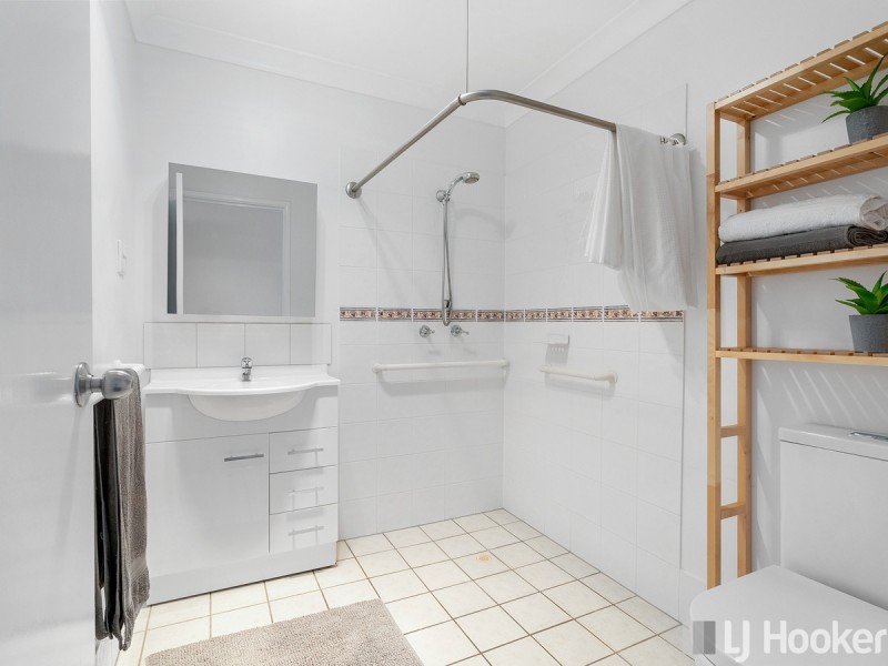 24 & 25/160 Middle Street, Cleveland QLD 4163