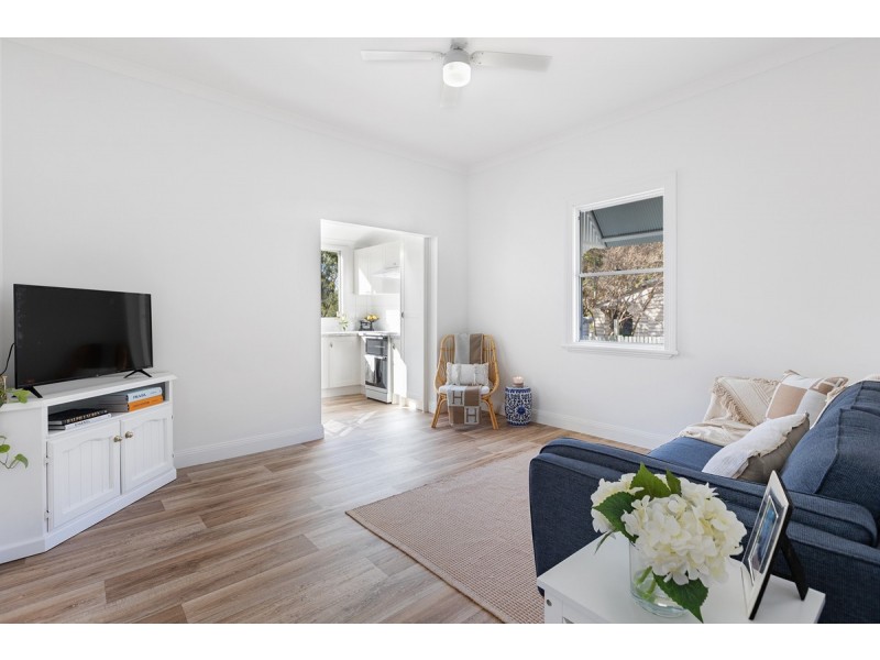 13 Barbour Street, Esk QLD 4312