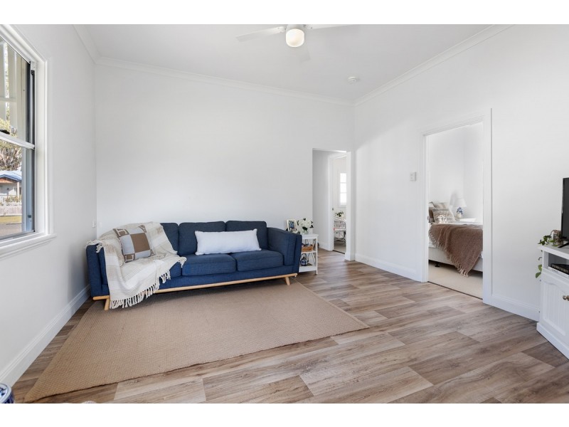 13 Barbour Street, Esk QLD 4312