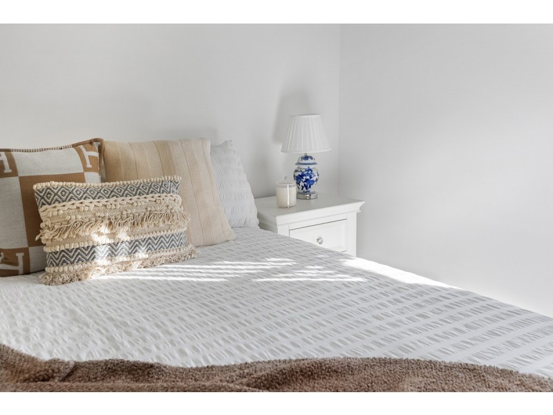 13 Barbour Street, Esk QLD 4312