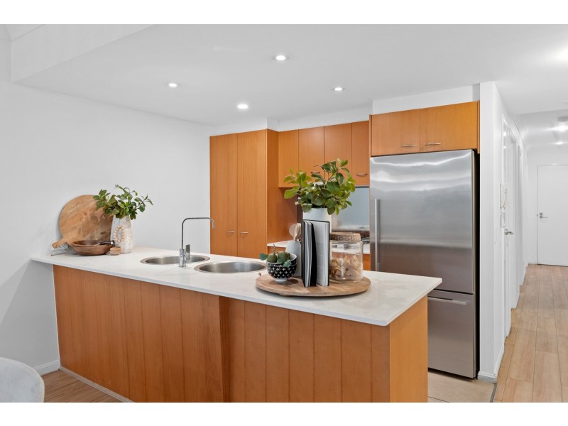 3/2-10 Masthead Drive, Cleveland QLD 4163