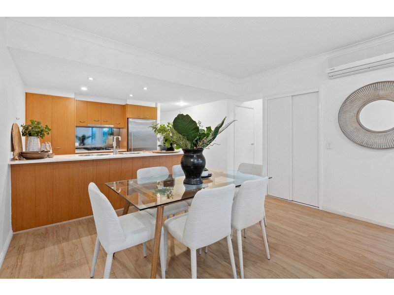 3/2-10 Masthead Drive, Cleveland QLD 4163