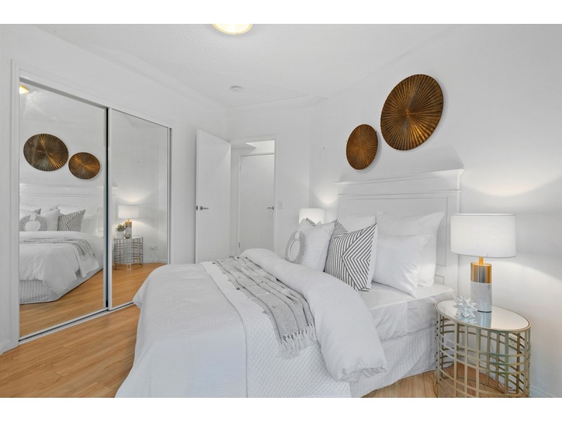 3/2-10 Masthead Drive, Cleveland QLD 4163