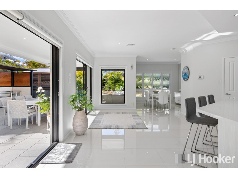 9 Maritime Court, Victoria Point QLD 4165