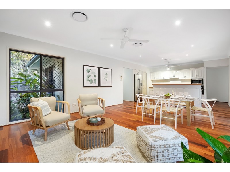 4 Harpulia Place, Seventeen Mile Rocks QLD 4073