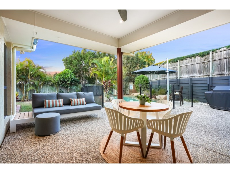 4 Harpulia Place, Seventeen Mile Rocks QLD 4073