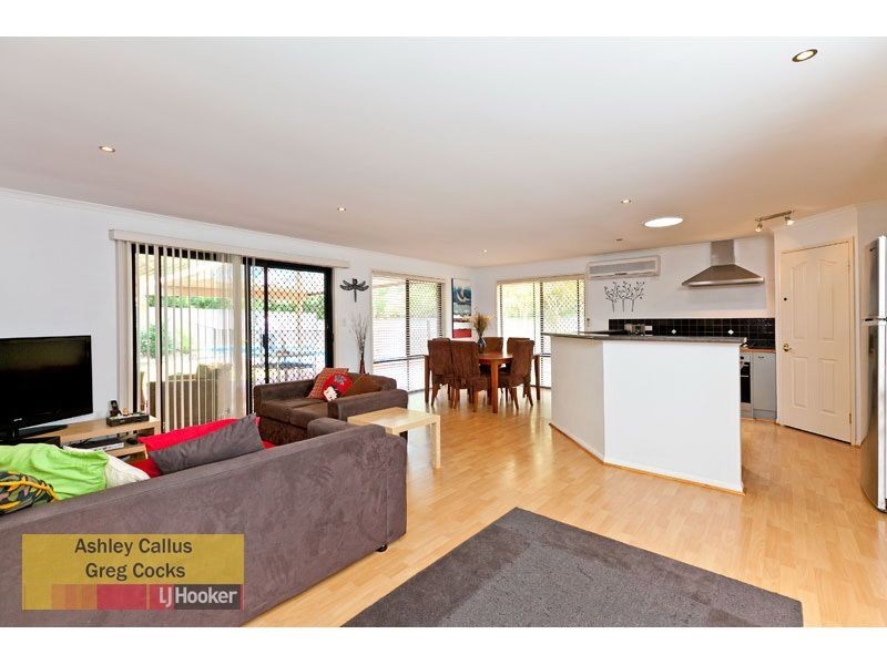 1 Seaholly Crescent, Victoria Point QLD 4165