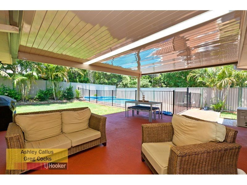 1 Seaholly Crescent, Victoria Point QLD 4165