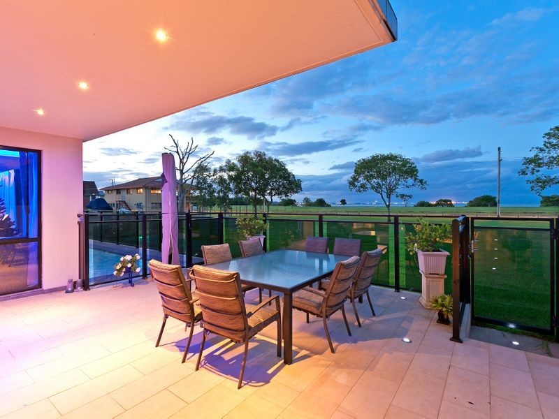 11 Mala Crescent, Birkdale QLD 4159