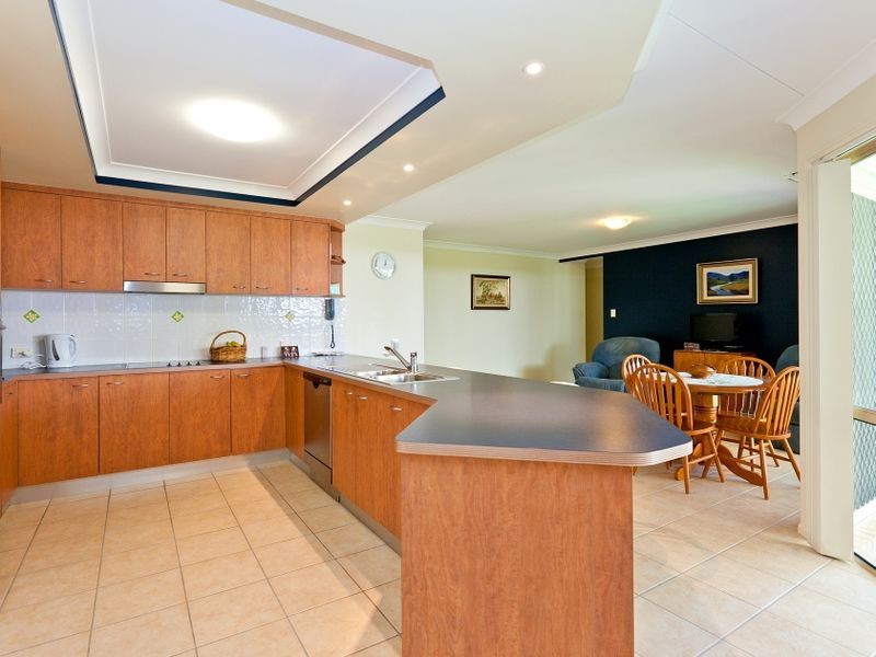 16 Lidgard Street, Thornlands QLD 4164