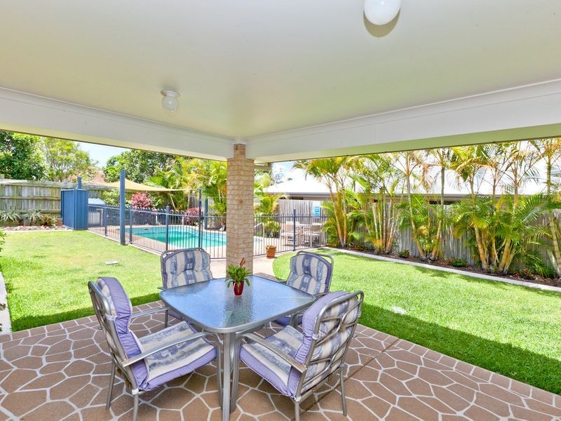 16 Lidgard Street, Thornlands QLD 4164