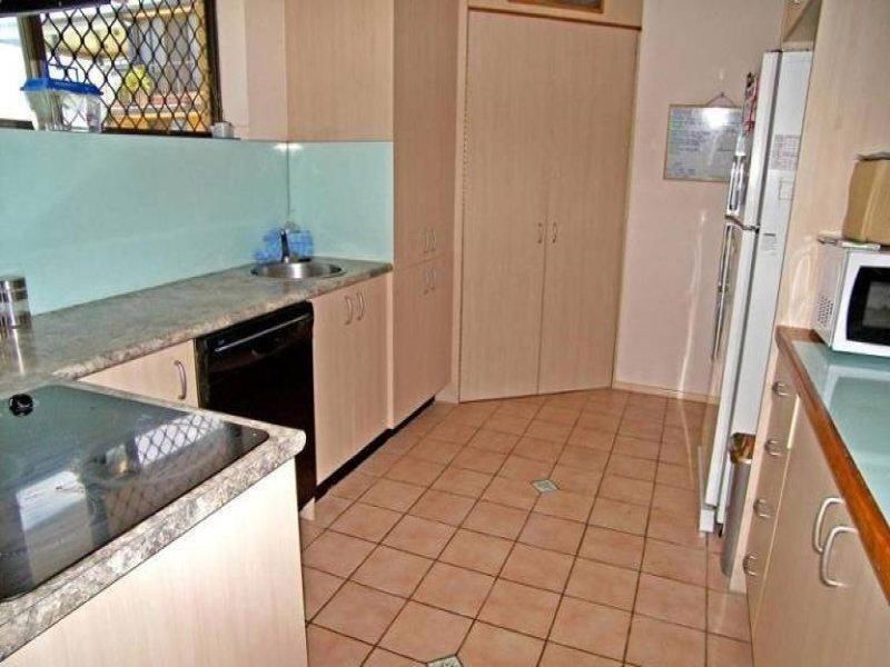 25/11 Wharf Street, Cleveland QLD 4163