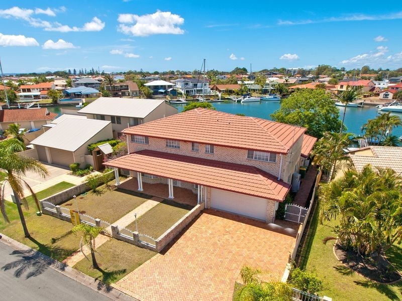 14 Captains Court, Raby Bay QLD 4163