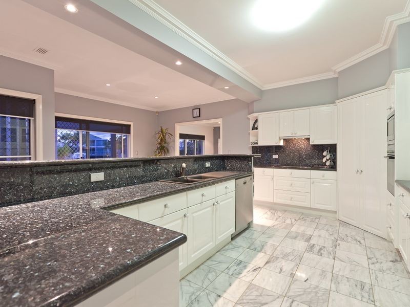 16 Bonaventure Court, Cleveland QLD 4163