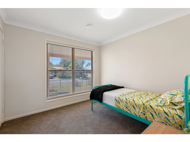 7 Kathleen Court, Cleveland QLD 4163