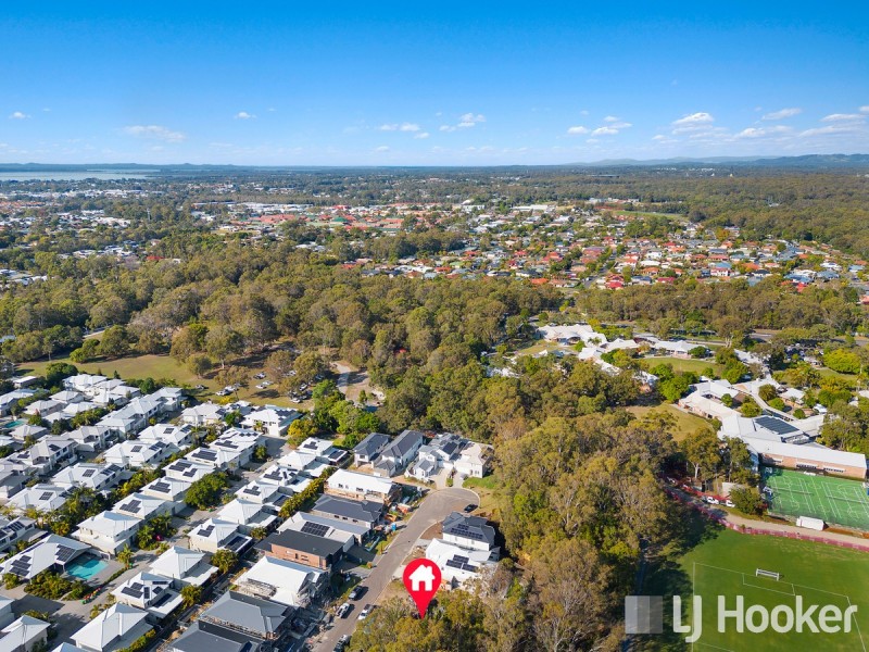 13 Ormiston Grove, Ormiston QLD 4160