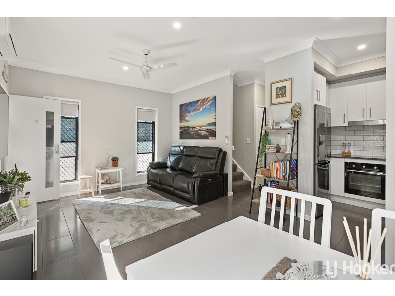2/190 James Street, Redland Bay QLD 4165