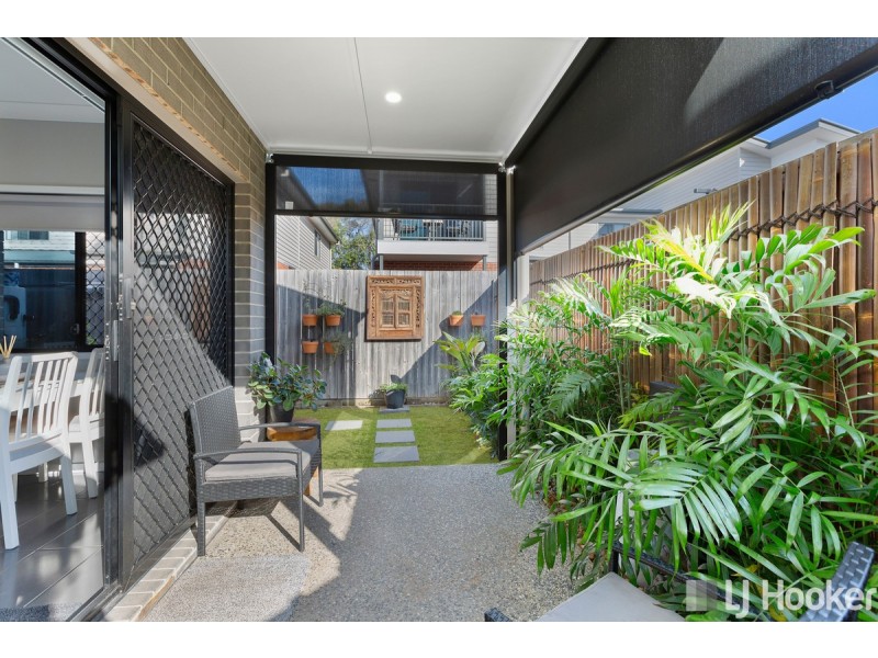 2/190 James Street, Redland Bay QLD 4165