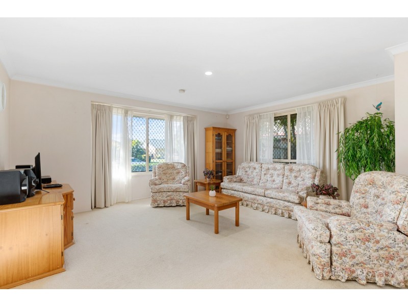 52 Ashwood Circuit, Birkdale QLD 4159