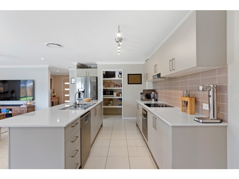 2/39 Wattle Street, Victoria Point QLD 4165