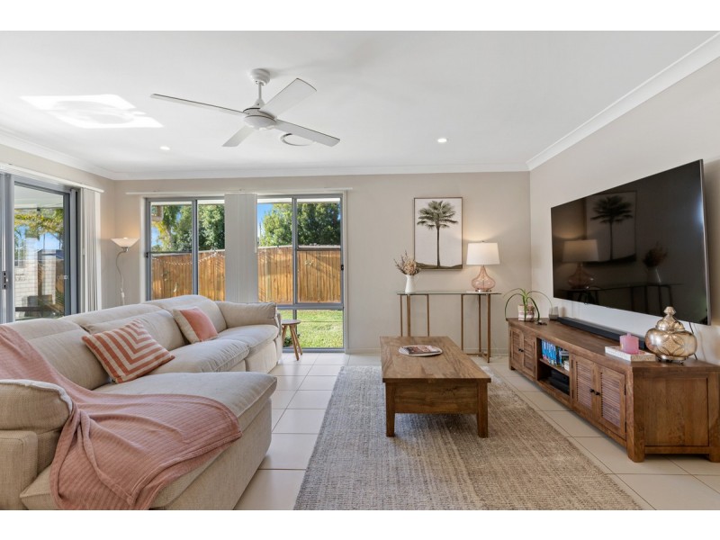 2/39 Wattle Street, Victoria Point QLD 4165