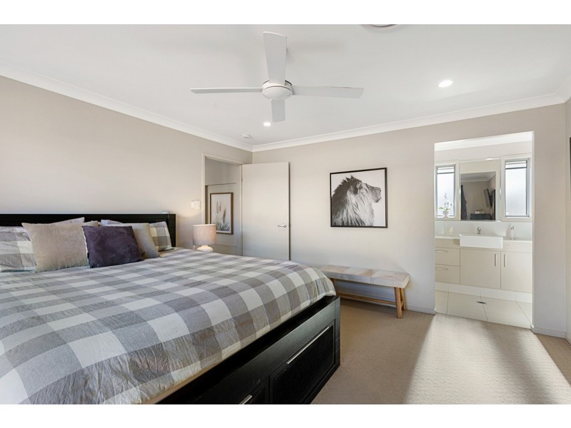 2/39 Wattle Street, Victoria Point QLD 4165