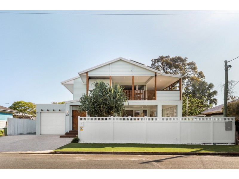 15 Wilson Street, Victoria Point QLD 4165