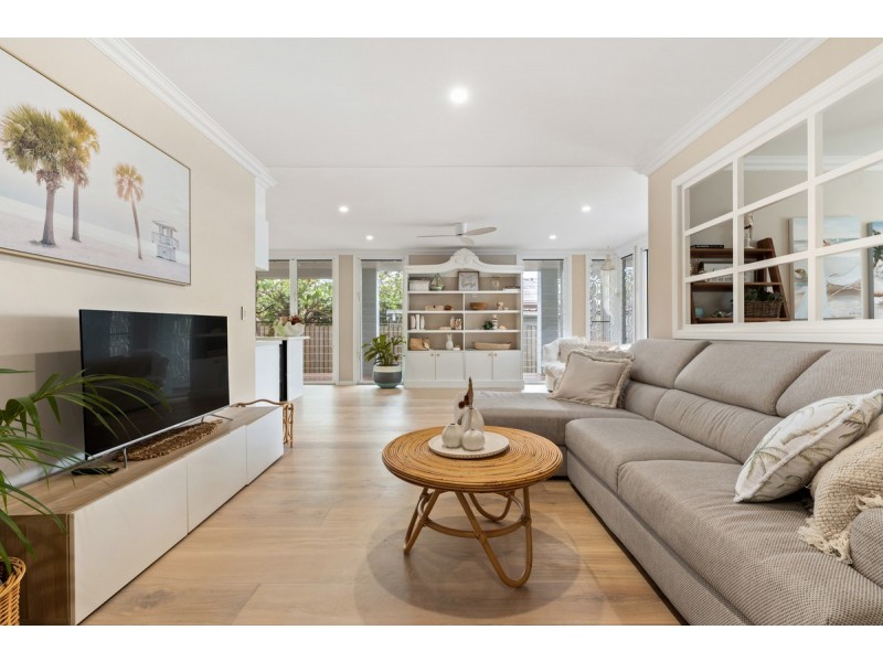 15 Wilson Street, Victoria Point QLD 4165