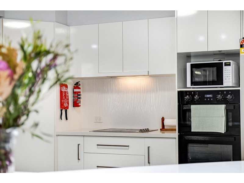 8 Montgomery Drive, Wellington Point QLD 4160