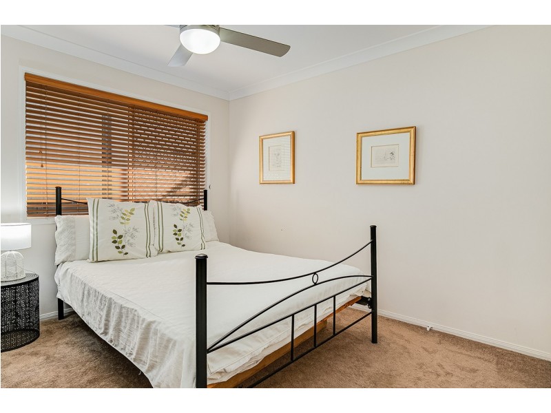 8 Montgomery Drive, Wellington Point QLD 4160