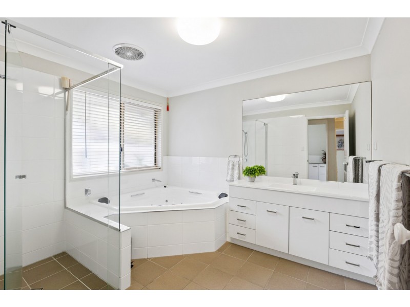 95 Windemere Road, Alexandra Hills QLD 4161