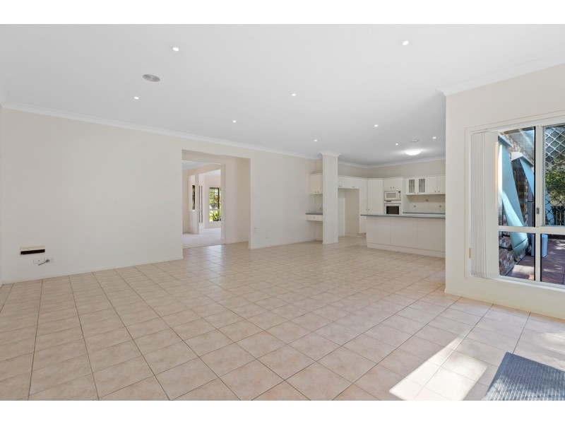 9-11 Cleary Street, Cleveland QLD 4163