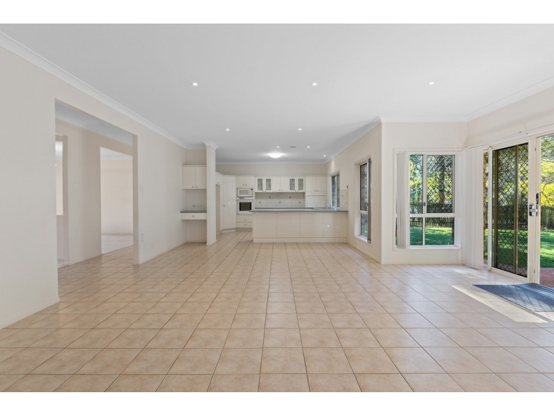 9-11 Cleary Street, Cleveland QLD 4163