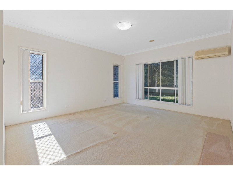 9-11 Cleary Street, Cleveland QLD 4163