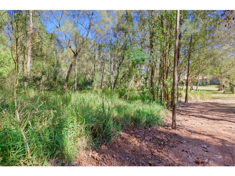 9-11 Cleary Street, Cleveland QLD 4163