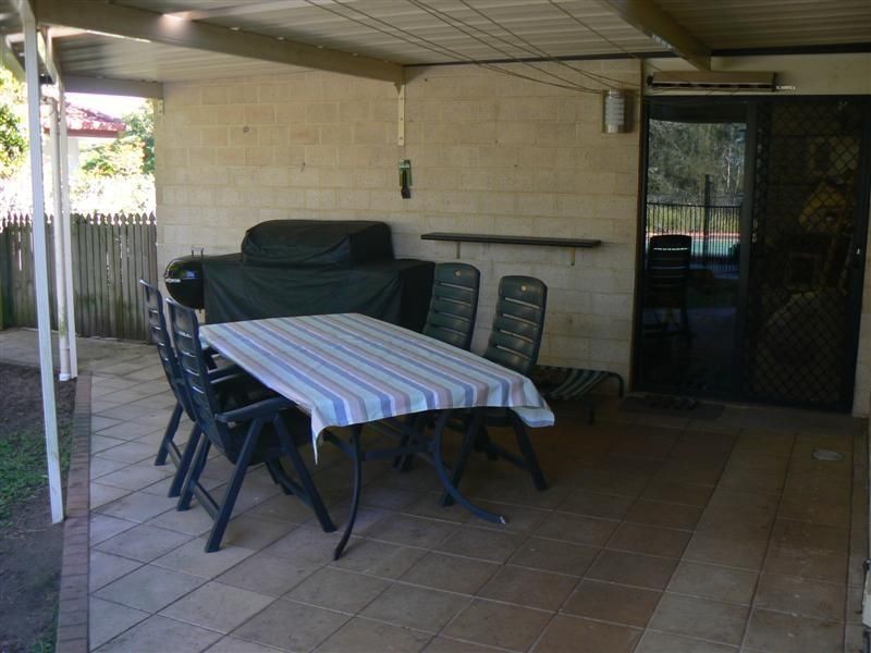 22 Beachside Court, Victoria Point QLD 4165