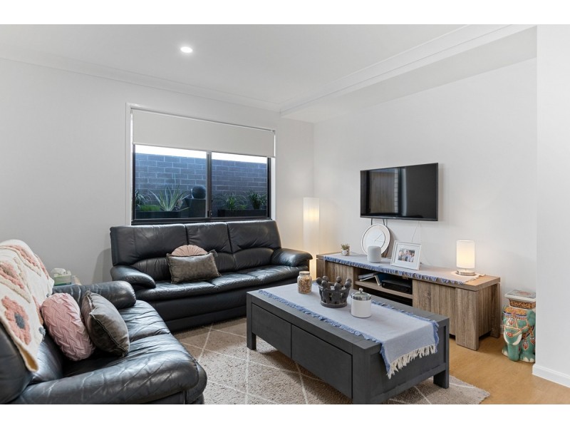 24 Rauburn Street, Thornlands QLD 4164