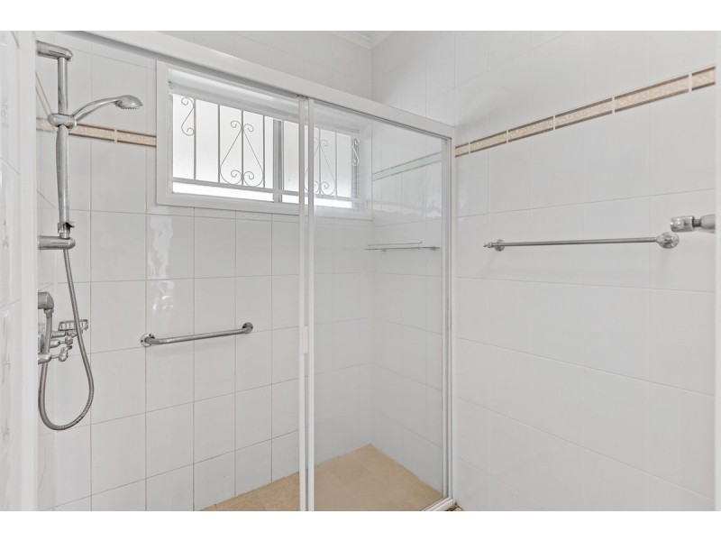 61 Randall Road, Birkdale QLD 4159