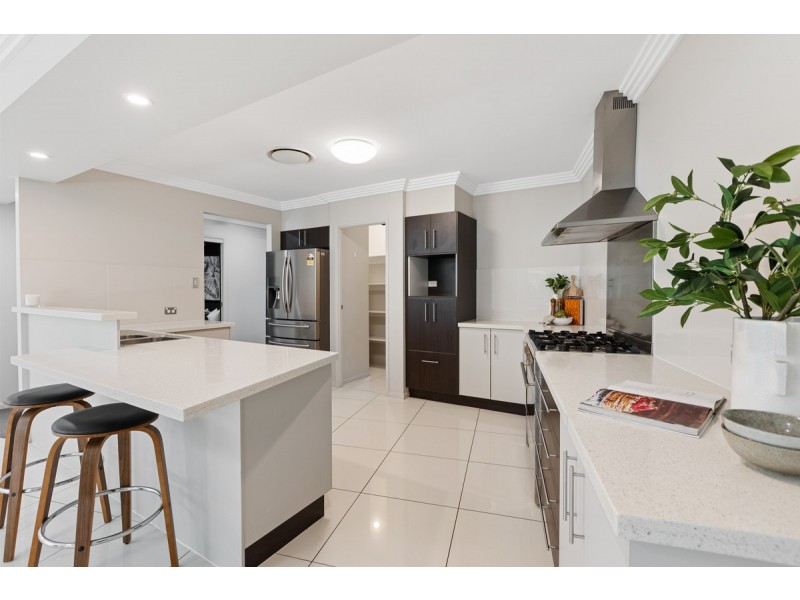 69 Carlingford  Drive, Thornlands QLD 4164