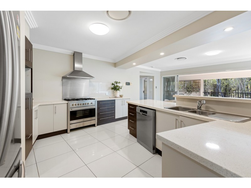 69 Carlingford  Drive, Thornlands QLD 4164