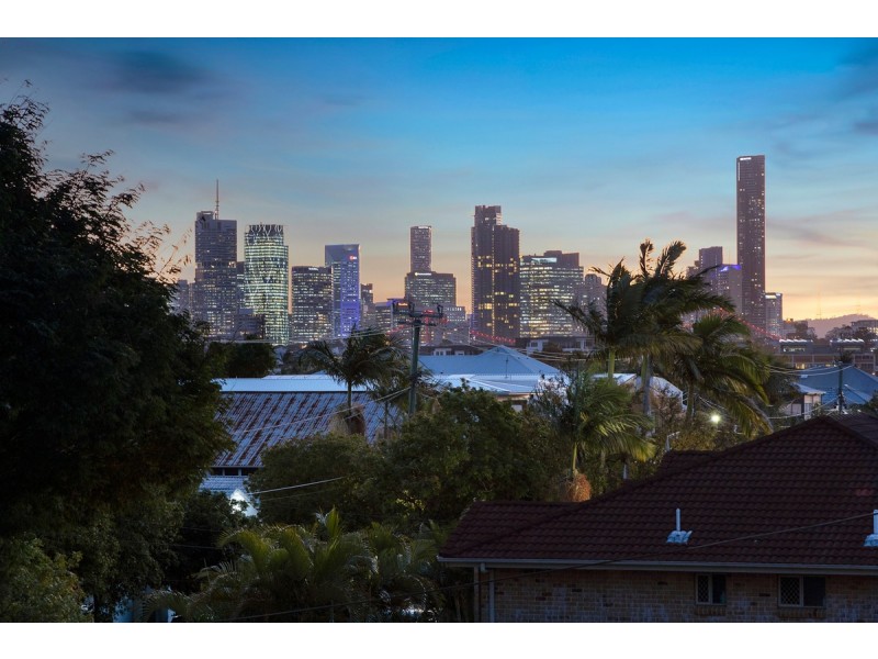 5 Malcolm Street, Hawthorne QLD 4171