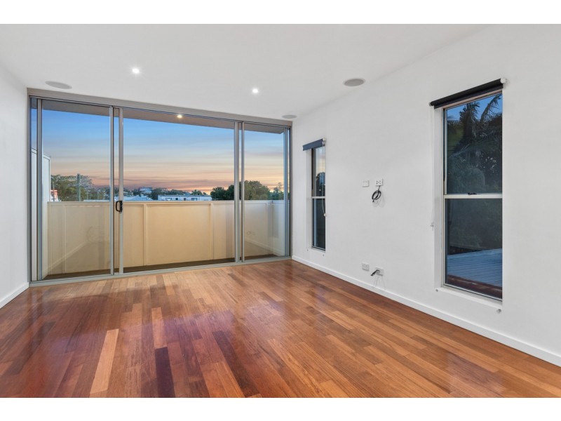 5 Malcolm Street, Hawthorne QLD 4171