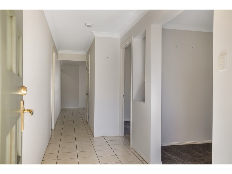 24 Adam Street, Cleveland QLD 4163