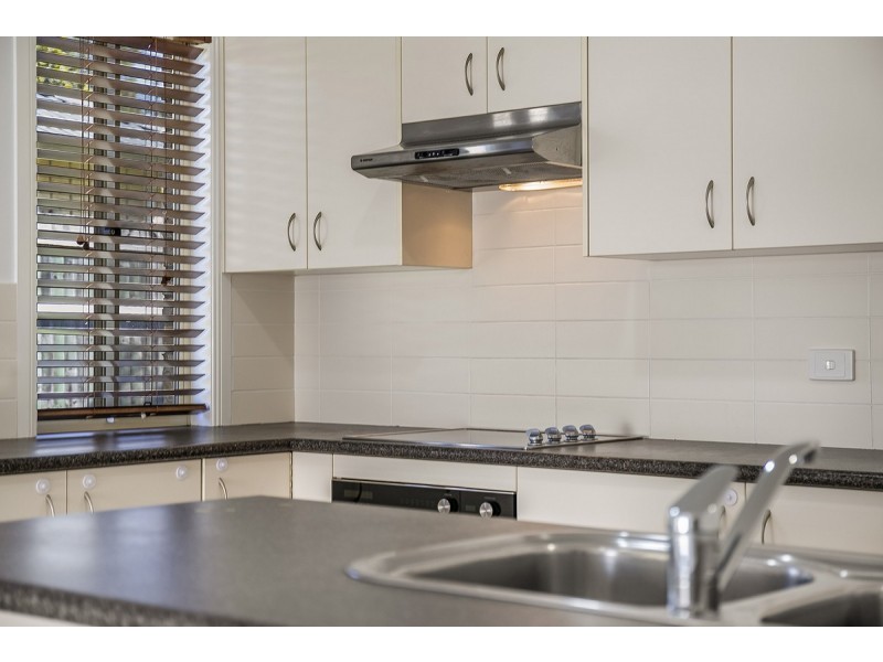 24 Adam Street, Cleveland QLD 4163