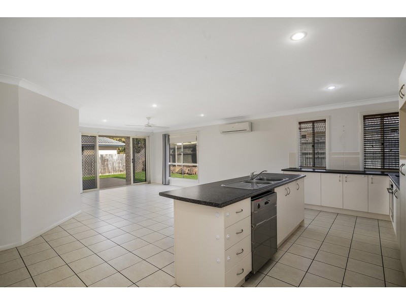 24 Adam Street, Cleveland QLD 4163