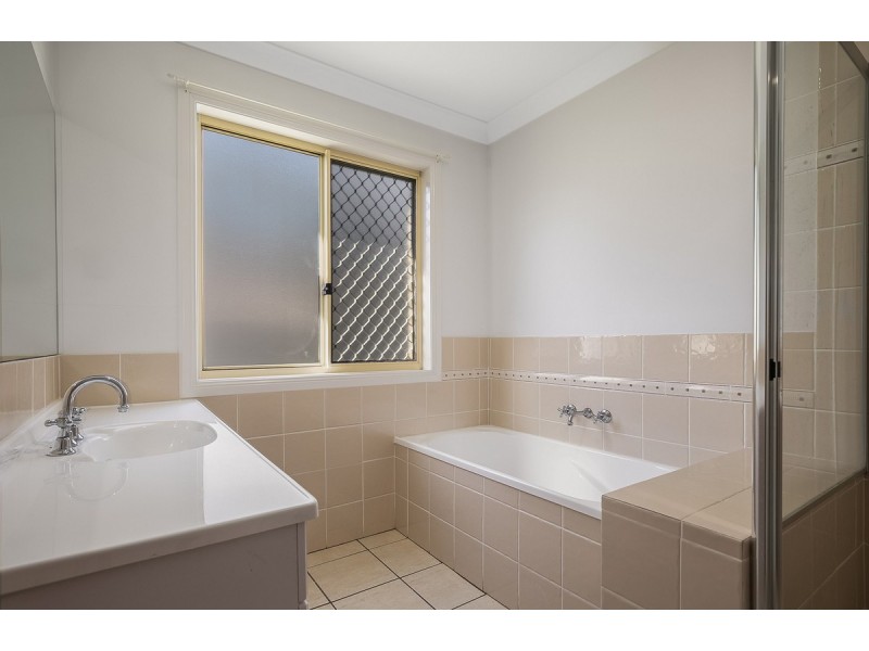 24 Adam Street, Cleveland QLD 4163