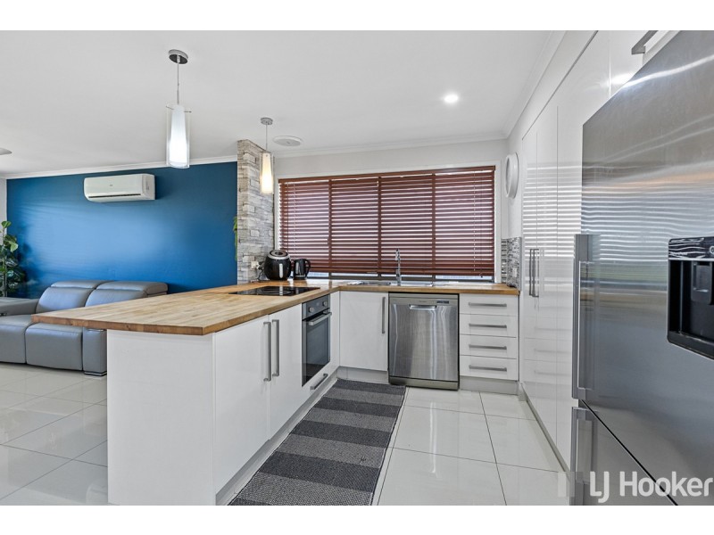 321 Bloomfield Street, Cleveland QLD 4163